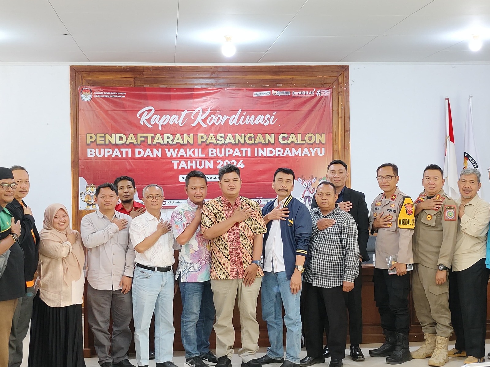 Bawaslu Indramayu Sampaikan Poin Penting Dalam Pendaftaran Calon, Foto : Viky