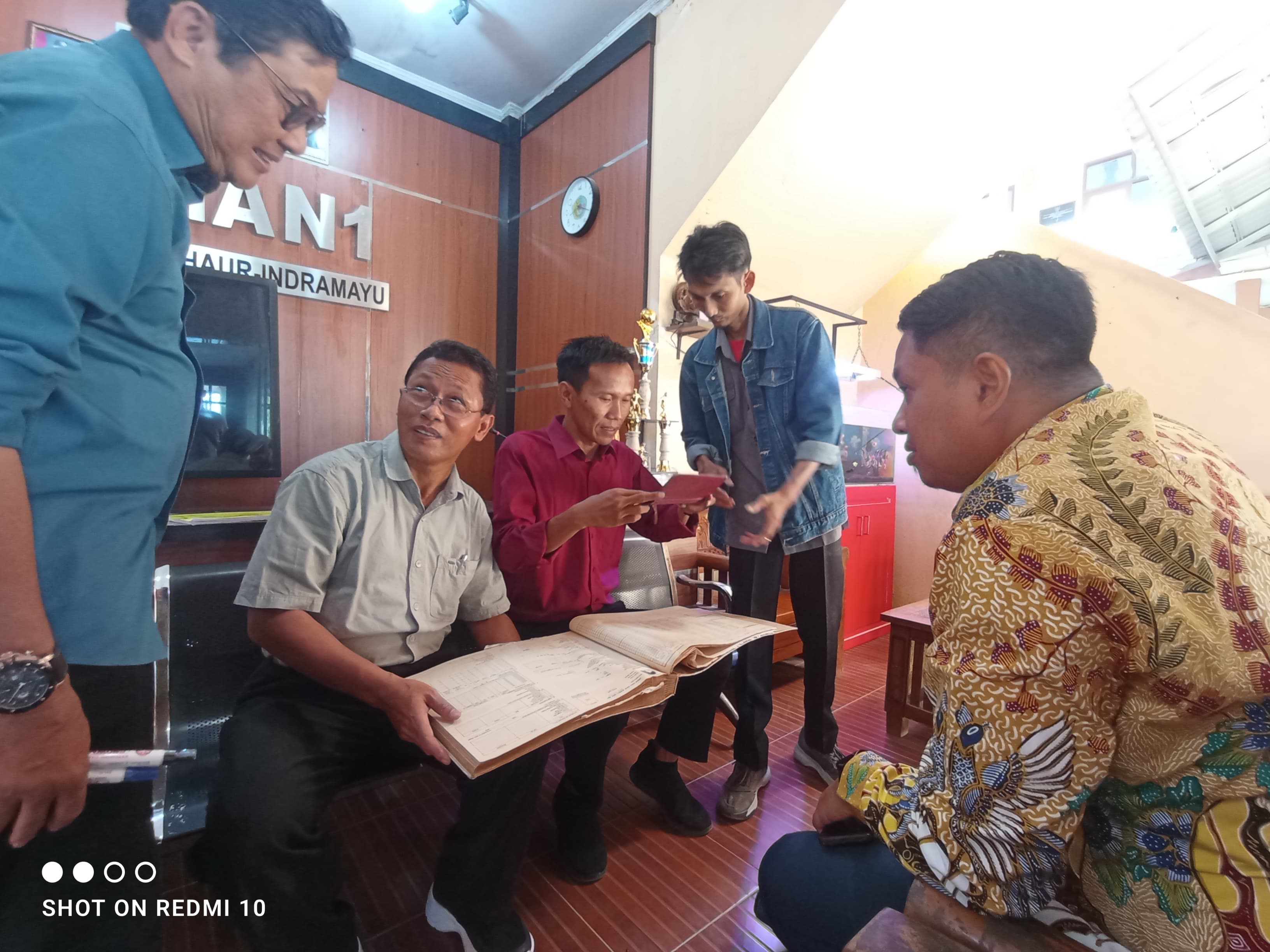 Pimpinan Bawaslu Indramayu Lakukan Pengawasan Melekat terhadap Penelitian Verifikasi Administrasi Bakal Calon Bupati dan Wakil Bupati Di Instansi Lain, foto; Doc Humas