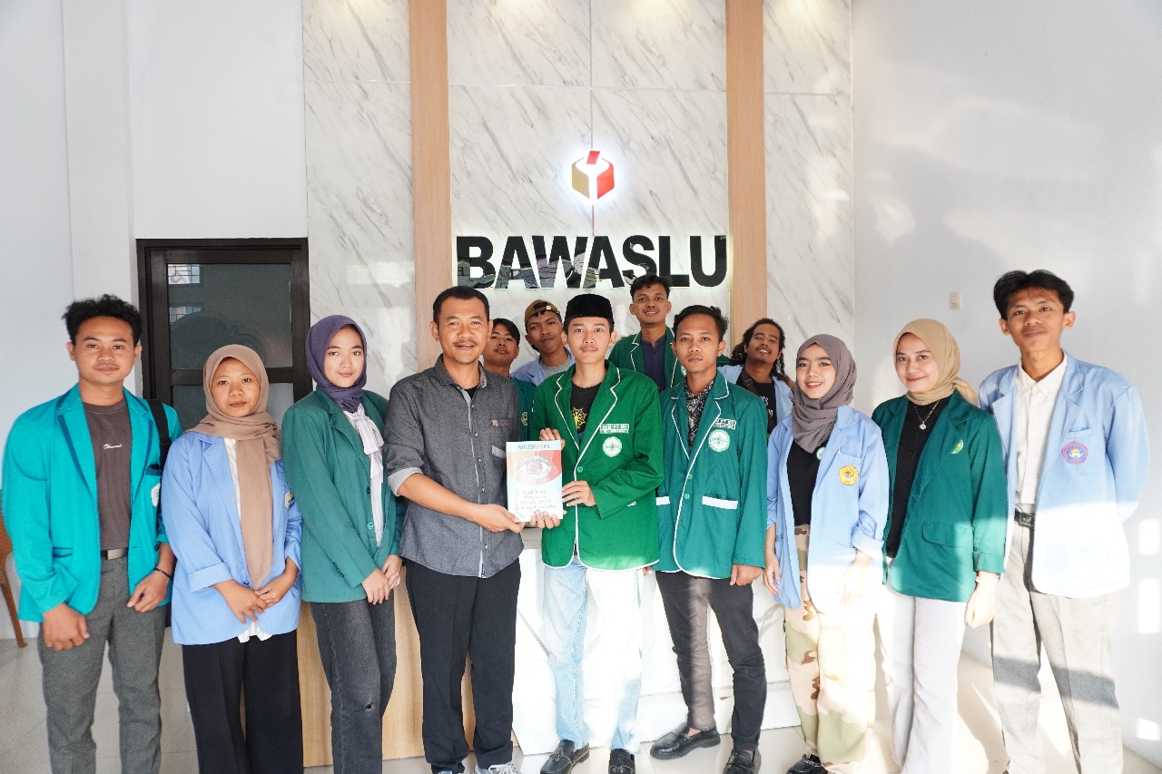 Badan Pengawas Pemilu (Bawaslu) Kabupaten Indramayu menerima audiensi dari Badan Eksekutif Mahasiswa (BEM) Perguruan Tinggi Nahdlatul Ulama (PTNU) se-Kabupaten Indramayu