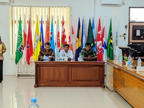 Koordiv PPHM, Supriadi menghadriri pleno PDPB di KPU Indramayu