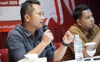 Ketua Bawaslu Indramayu Apresiasi Kinerja Panwascam pada Raker Evaluasi Pilkada 2024