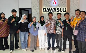 Badan Pengawas Pemilihan Umum (Bawaslu) Kabupaten Indramayu menerima audiensi dari Himpunan Mahasiswa Islam (HMI) Komisariat FISIP Universitas Wiralodra (UNWIR)