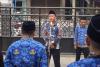 Anggota Bawaslu Kabupaten Indramayu, Ivan Sagito saat memberikan amanat dalam Apel Peringatan Hari Sumpah Pemuda pada 28 Oktober 2026 di Halaman Kantor Bawaslu Kabupaten Indramayu.